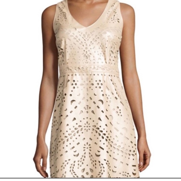 Laundry Shelli Segal Beige Eyelet Sleeveless Pleather Dress Size 4 Sheath Y2K - Picture 2 of 11